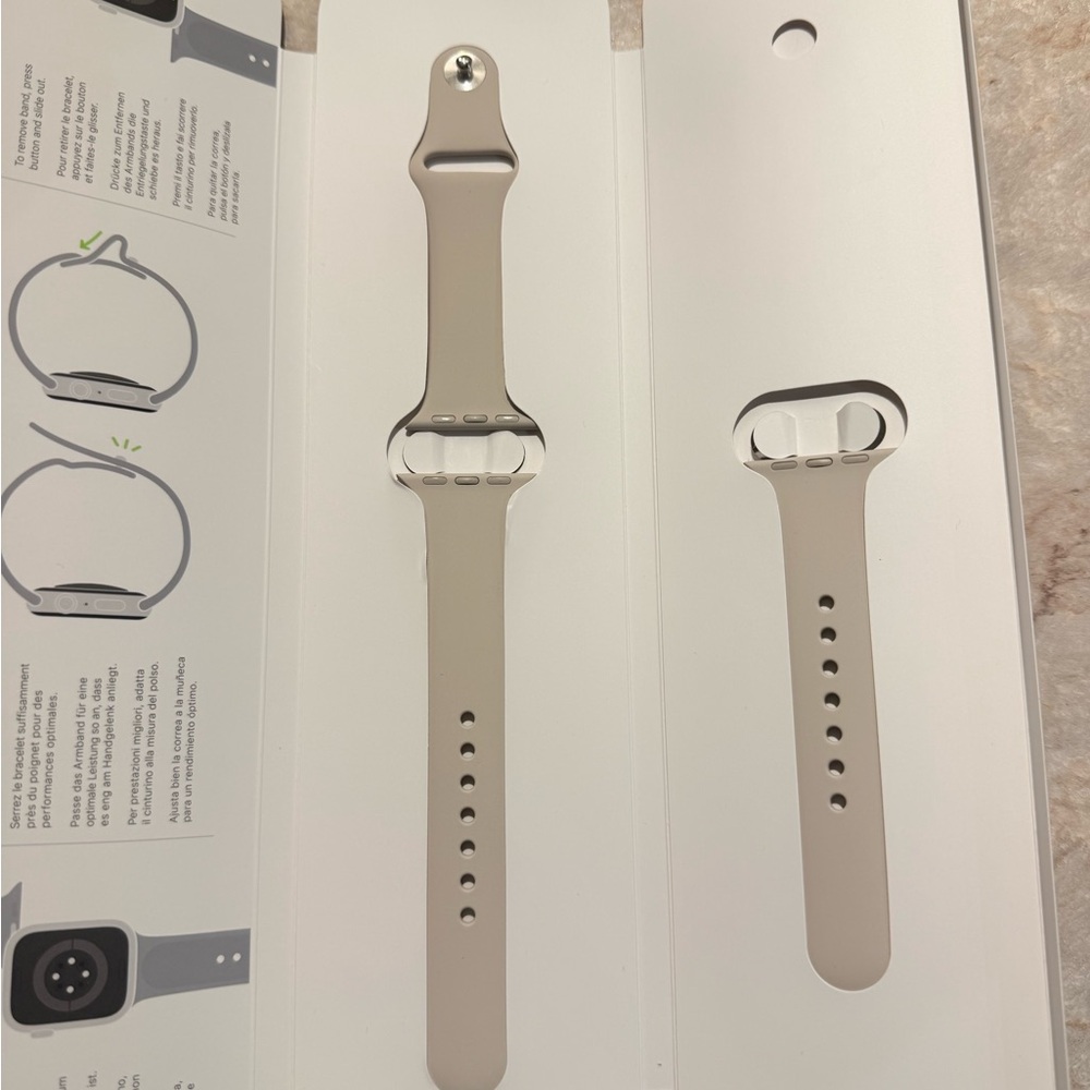 Apple Watch SE - Picture 5 of 6